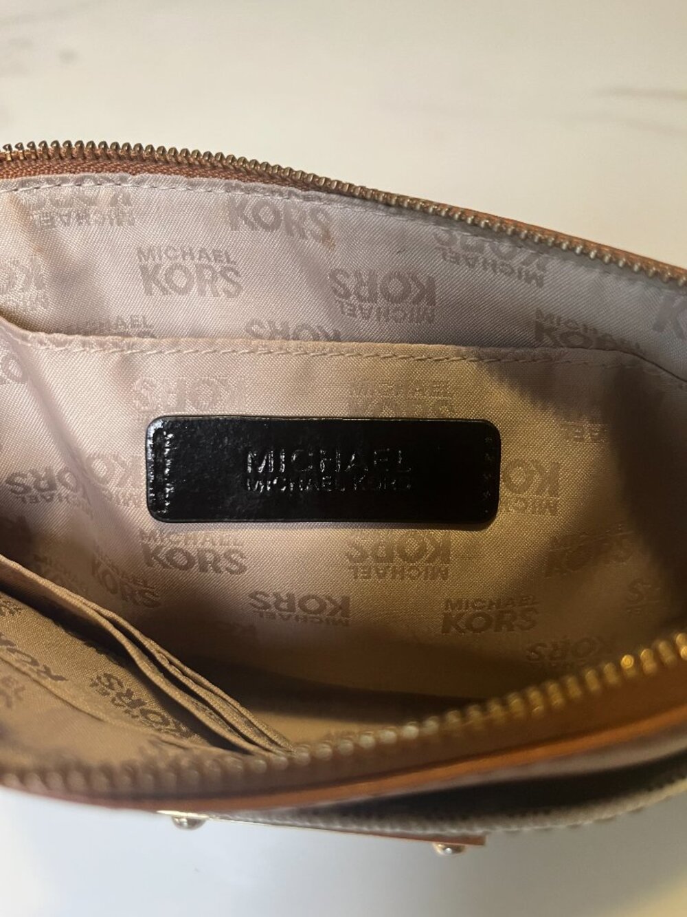Michael Kors Jet Set Vanilla Brown Wristlet Clutch - Picture 7 of 9